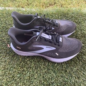 Women’s Brooks Launch 9 Running Shoes sz 8.